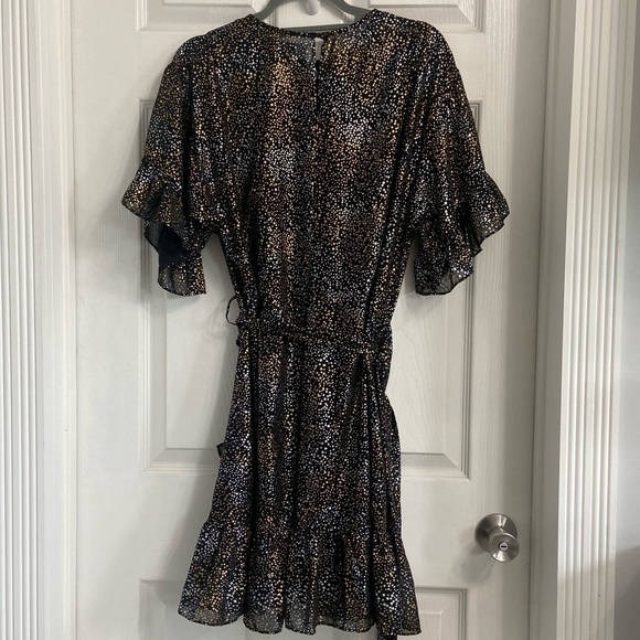 AFRM Mini Ruffle Party Dress Size Medium Black Gold Stars Short Sleeve - Picture 7 of 8